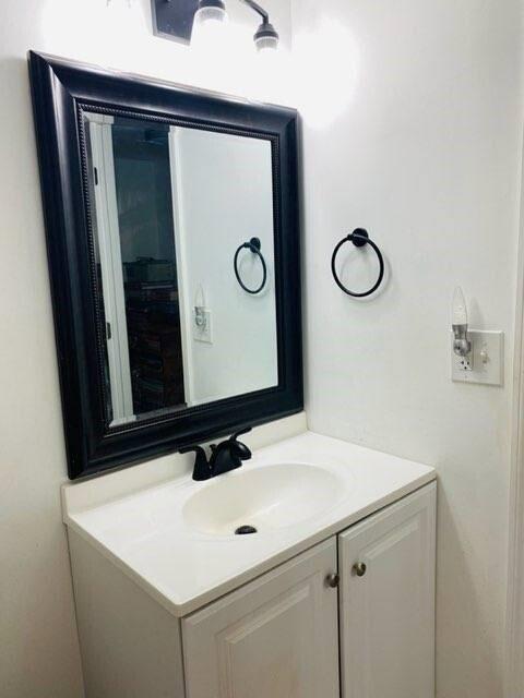 150 Pineview Road, Unit J1 Jupiter, FL 33469 - Photo 7 of 14 9