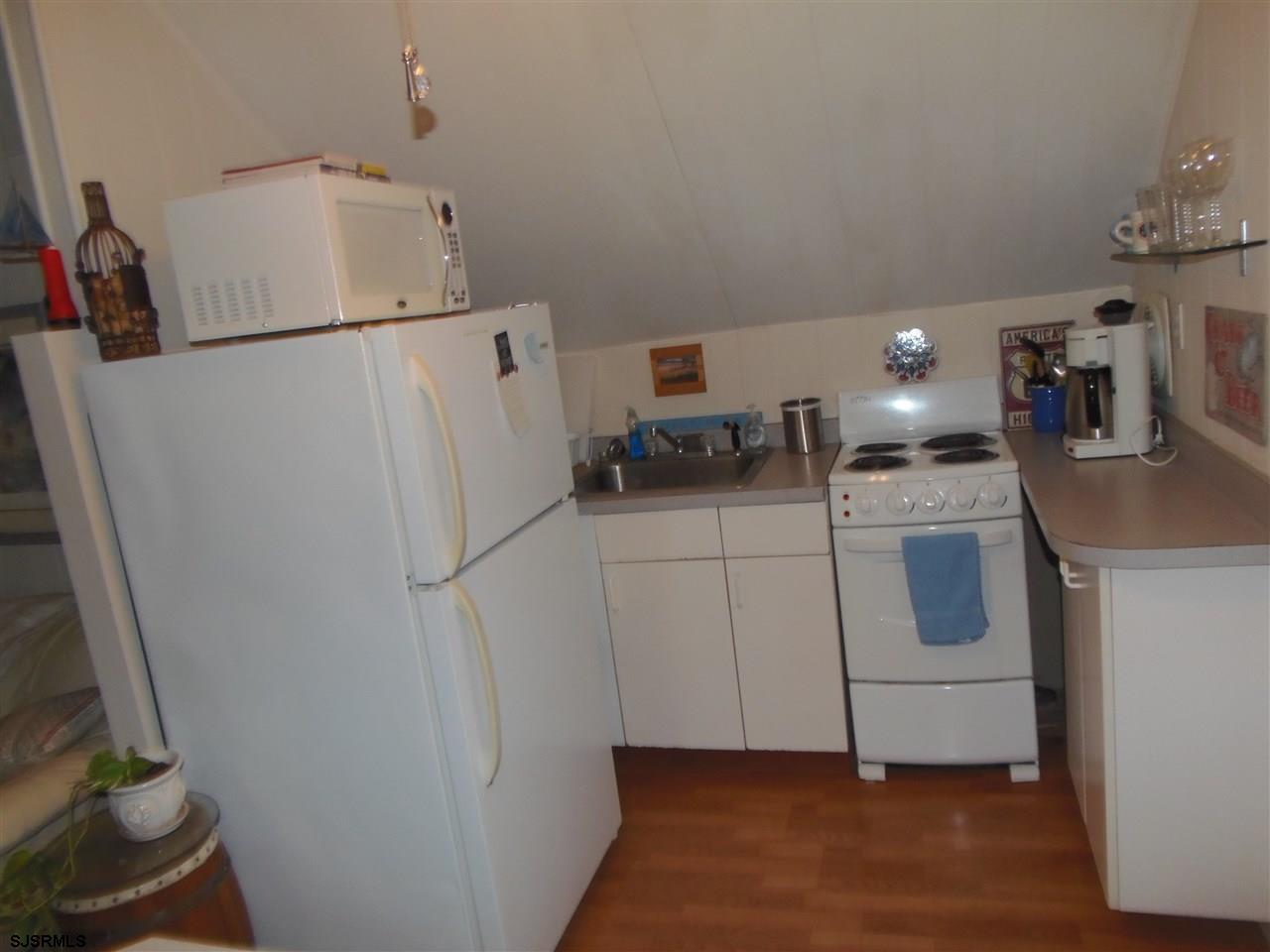 209 Vernon Place Brigantine, NJ 08203 - Photo 14 of 21