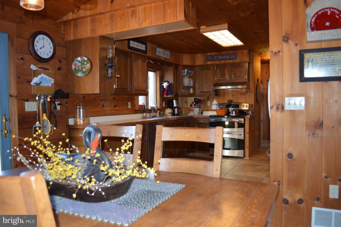 141 Governor Stable Road Elizabethtown, PA 17022 - Photo 16 of 36 Gallery Image 16