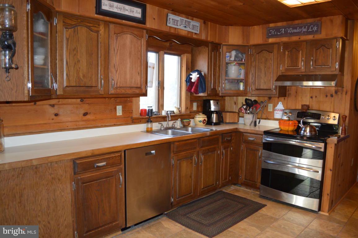 141 Governor Stable Road Elizabethtown, PA 17022 - Photo 18 of 36 Gallery Image 18