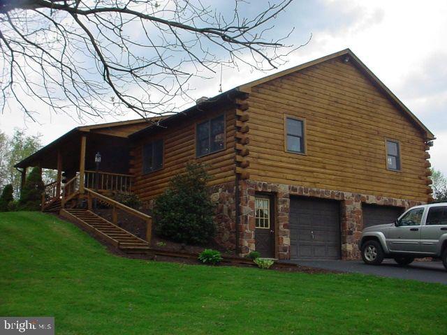141 Governor Stable Road Elizabethtown, PA 17022 - Photo 3 of 36 Gallery Image 3