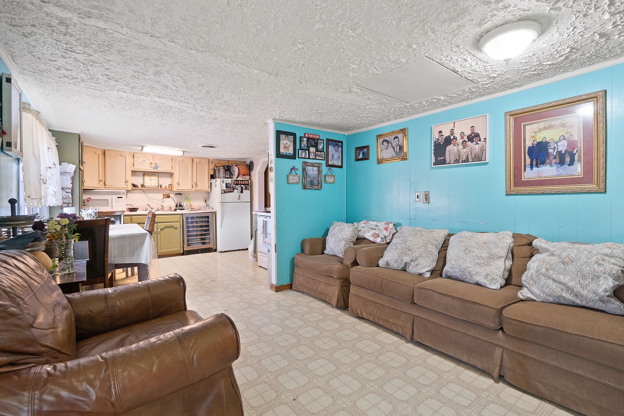 2184 Hyder Mountain Road Cookeville, TN 38506 - Photo 6 of 33 a living room with furniture and a view of kitchen