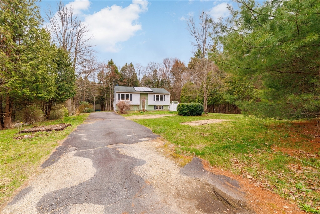 116 Winchendon Road Royalston, MA 01368 - Photo 4 of 35