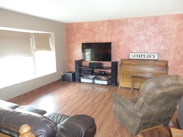 602 Sulphur Spring Road Manchester, MO 63021 - Photo 9 of 27 Gallery Image 9