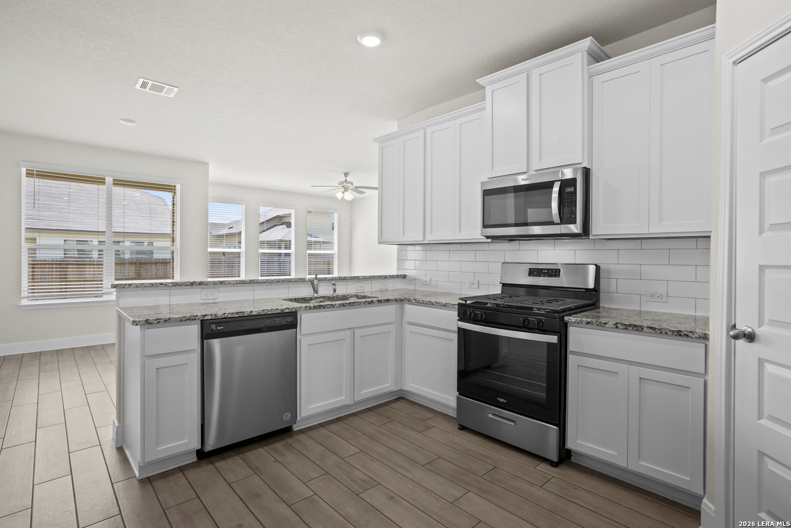 727 Rushing Banks Cibolo, TX 78108 - Photo 16 of 39