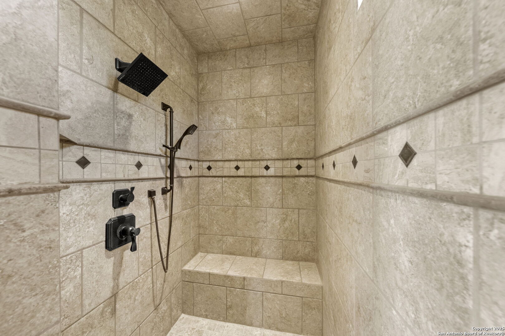 131 Bootlegger Lane North Kerrville, TX 78028 - Photo 21 of 50 a bathroom with a shower