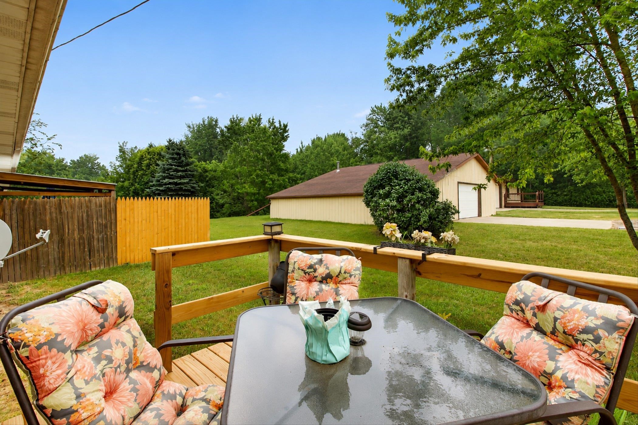 1010 Creek Road Beaverton, MI 48612 - Photo 7 of 29
