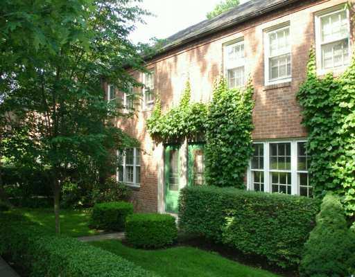 429 Sulgrave Road Pittsburgh, PA 15211 - Photo 1 of 8 Exterior Front.