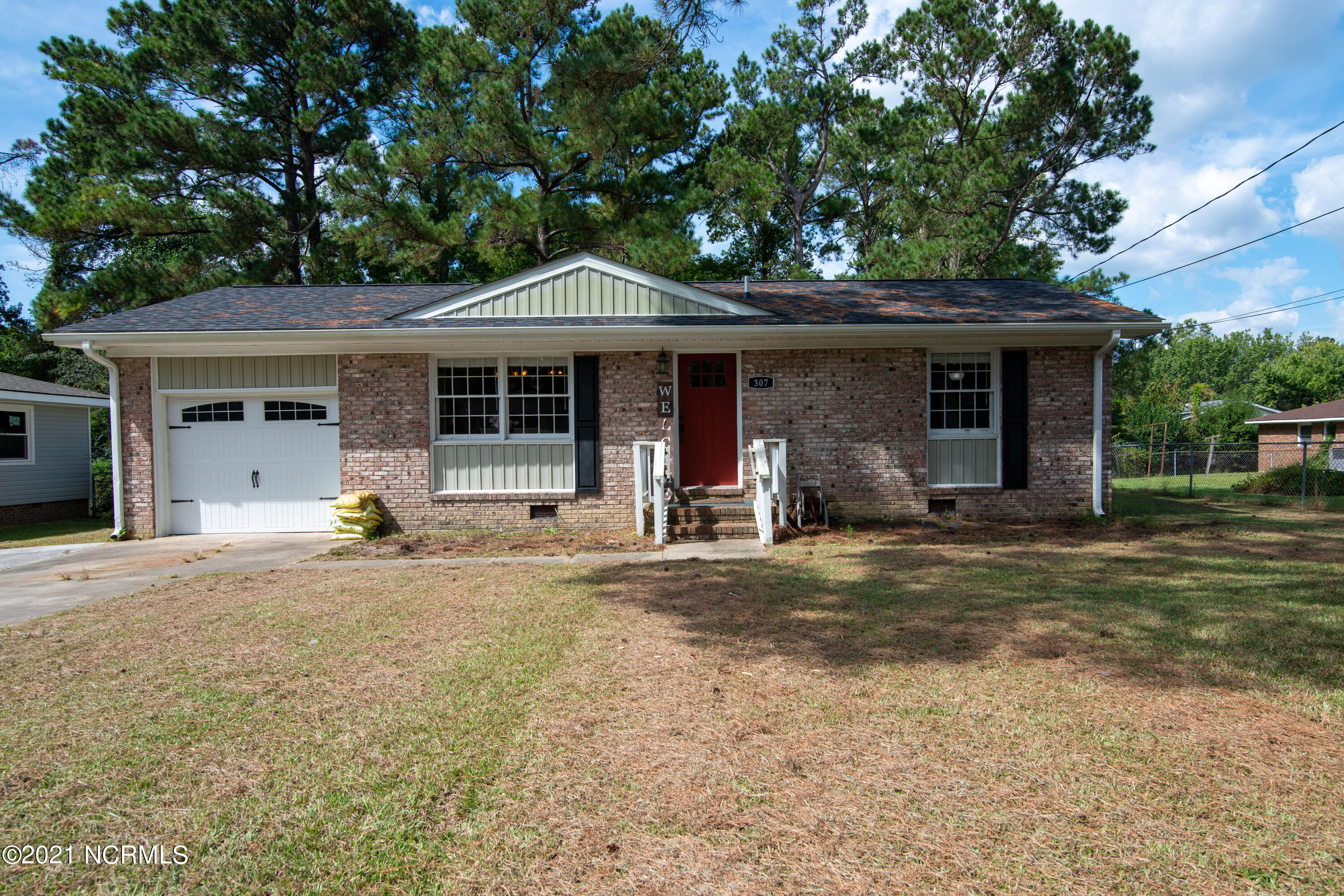307 Cardinal Road Jacksonville, NC 28546 - Photo 1 of 37 Front of the House