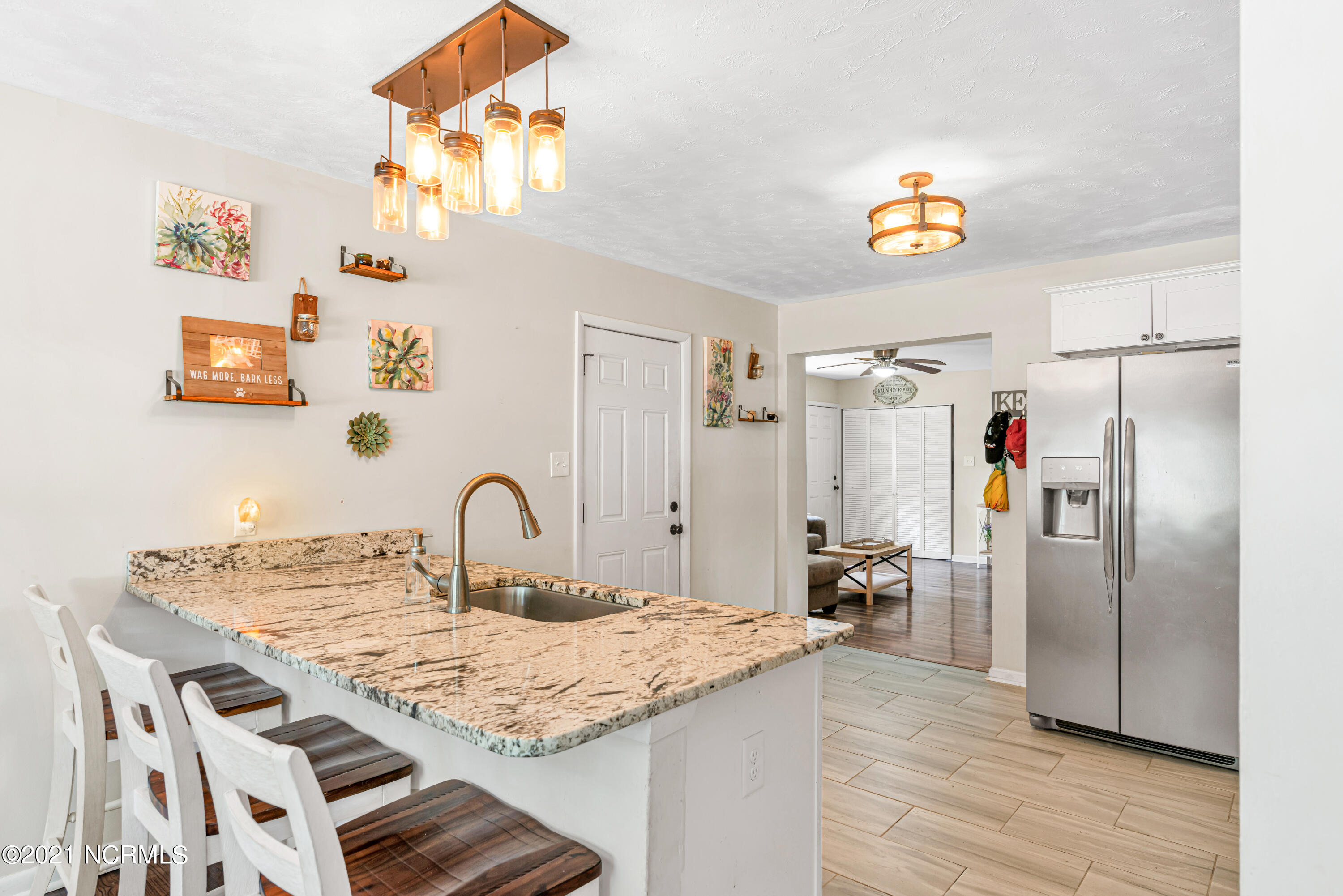 307 Cardinal Road Jacksonville, NC 28546 - Photo 11 of 37 Kitchen
