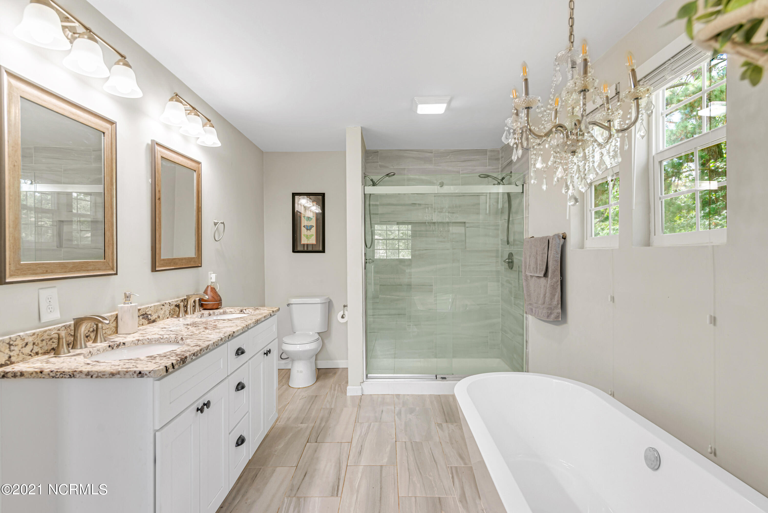 307 Cardinal Road Jacksonville, NC 28546 - Photo 26 of 37 Master Bathroom