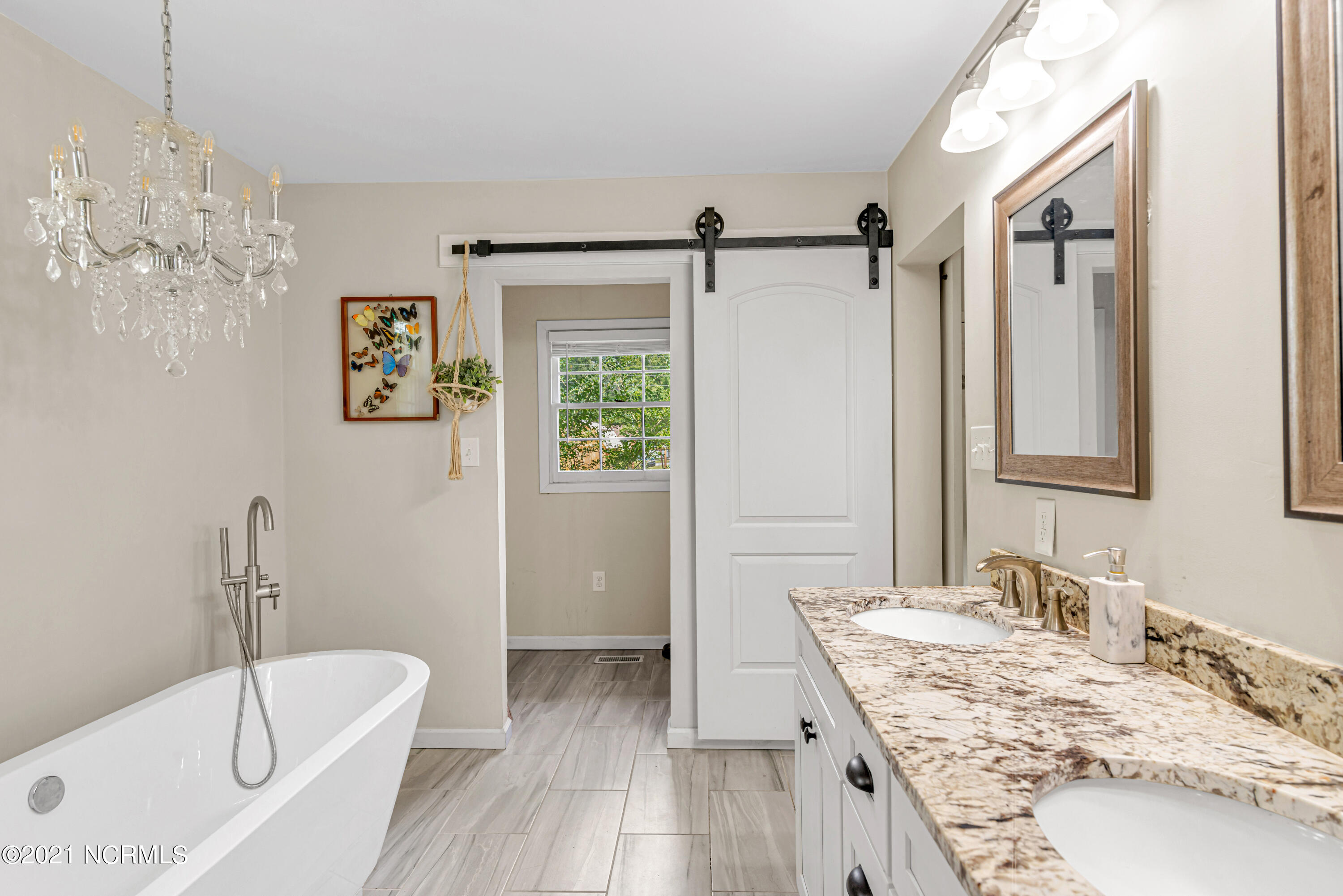 307 Cardinal Road Jacksonville, NC 28546 - Photo 29 of 37 Master Bathroom