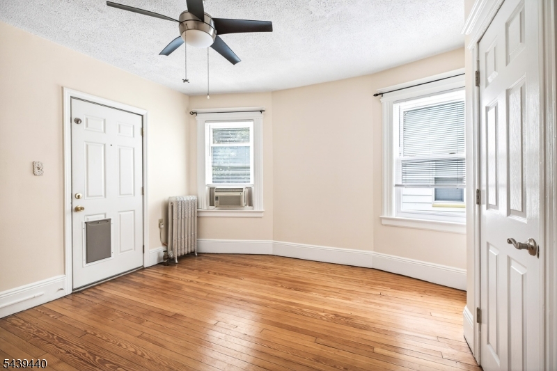 97 Berkeley Avenue, Unit 2 Bloomfield, NJ 07003 - Photo 3 of 22