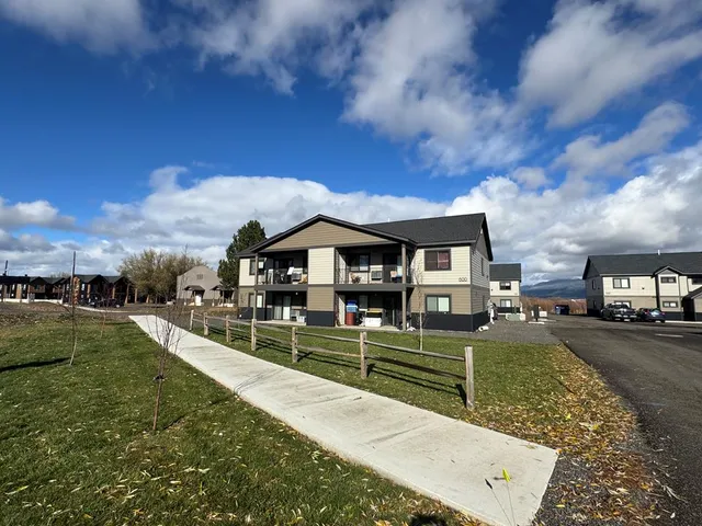 $999,000 | 660 Virginia Street, New Meadows, ID 83654