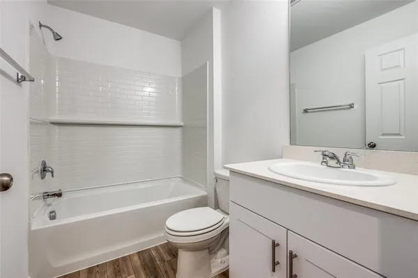 $2,200 | 858 Breakwater Drive, Princeton, TX 75407