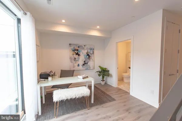 $4,500 | 105 Olive Street, Philadelphia, PA 19123