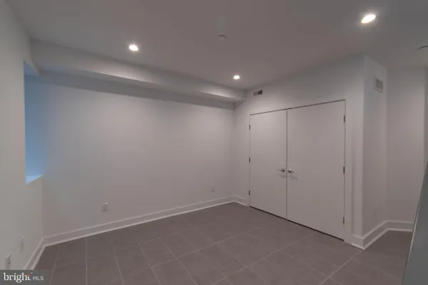 $4,500 | 105 Olive Street, Philadelphia, PA 19123