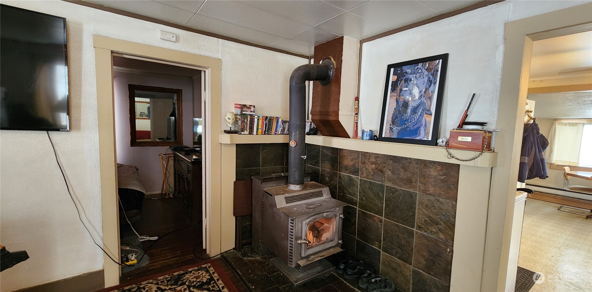 50 Klondike Road Republic, WA 99166 - Photo 5 of 18 a bathroom with a toilet and a sink