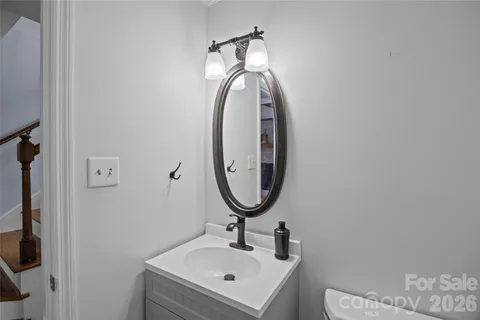 $500,000 | 1040 Timber Lake Drive, Charlotte, NC 28227