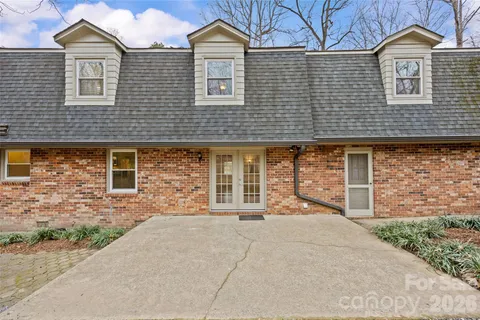 $500,000 | 1040 Timber Lake Drive, Charlotte, NC 28227