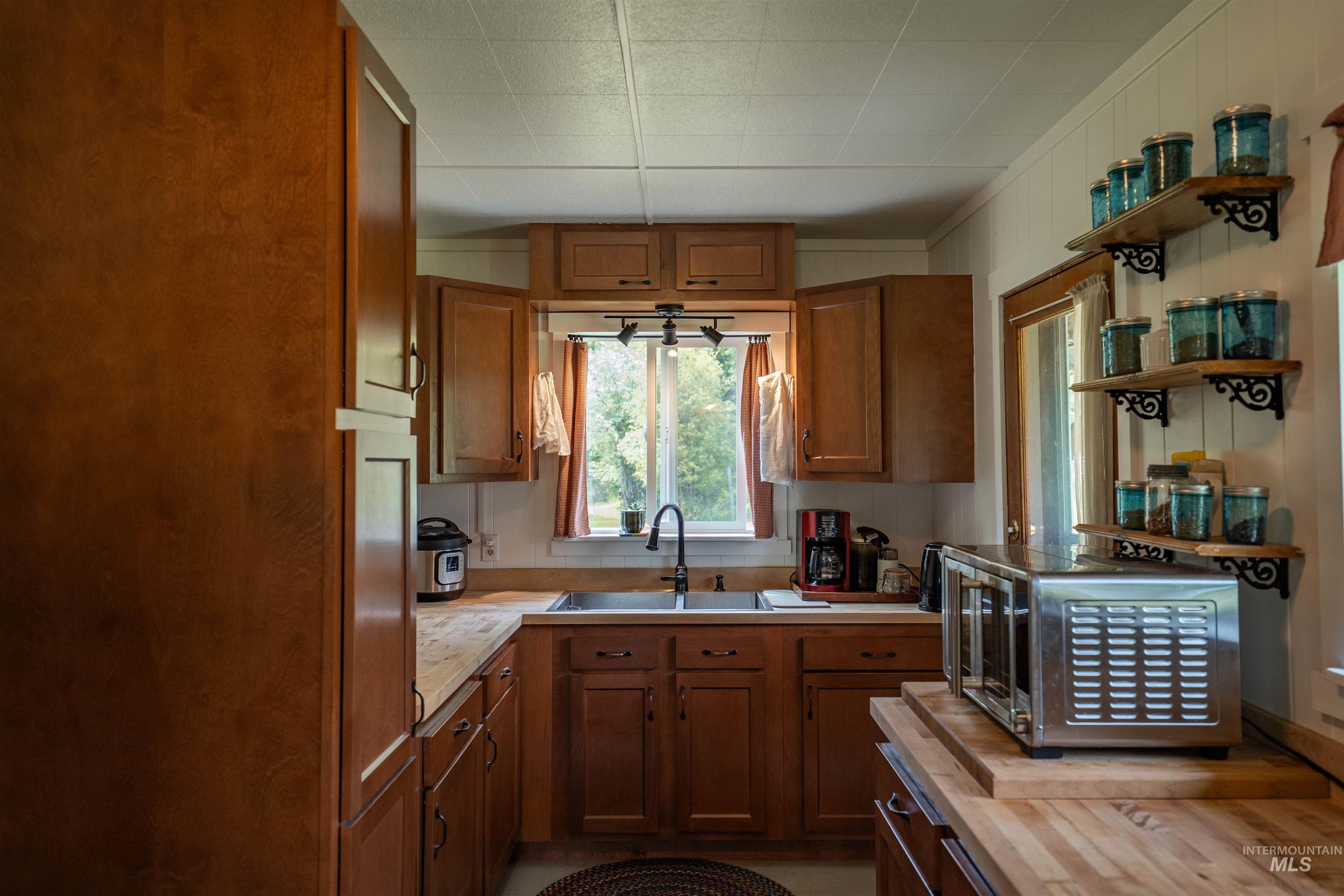 5692 Meadow Creek Road Bonners Ferry, ID 83805 - Photo 15 of 50
