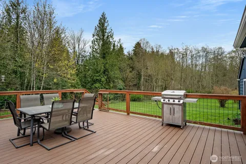 $1,150,000 | 38420 Southeast North Bend Way, Snoqualmie, WA 98065