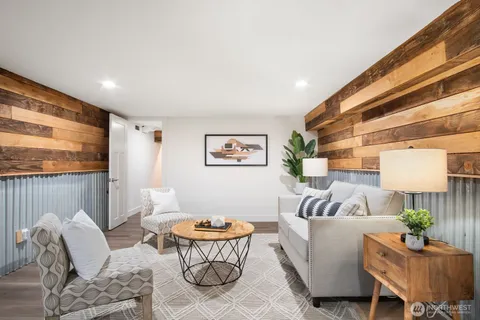 $1,150,000 | 38420 Southeast North Bend Way, Snoqualmie, WA 98065