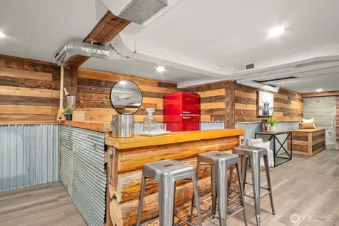 $1,150,000 | 38420 Southeast North Bend Way, Snoqualmie, WA 98065