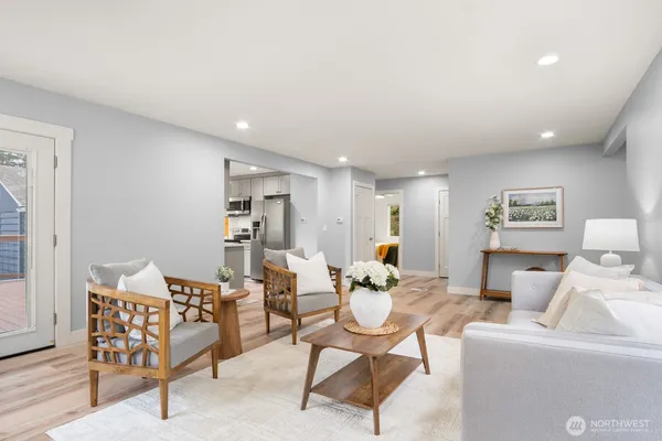 $1,150,000 | 38420 Southeast North Bend Way, Snoqualmie, WA 98065