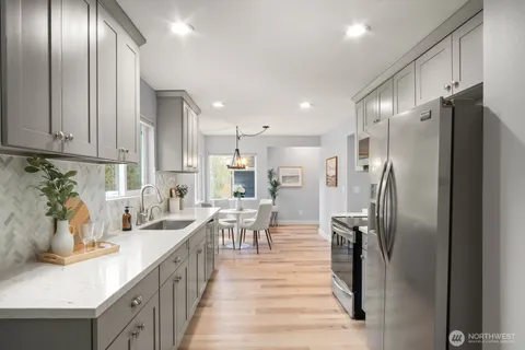 $1,150,000 | 38420 Southeast North Bend Way, Snoqualmie, WA 98065