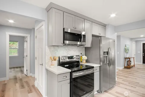 $1,150,000 | 38420 Southeast North Bend Way, Snoqualmie, WA 98065