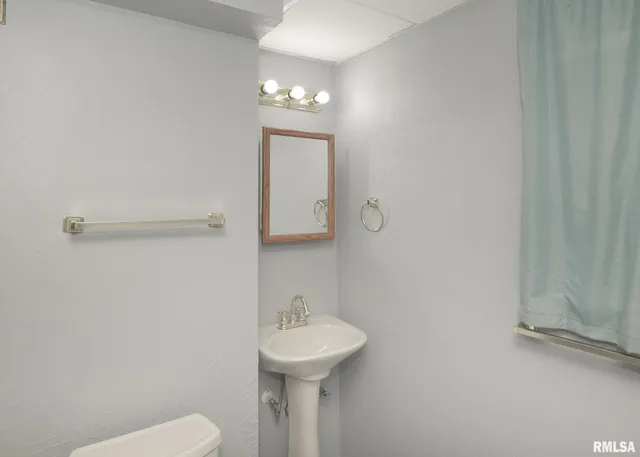 $224,000 | 512 West 16th Avenue, Coal Valley, IL 61240