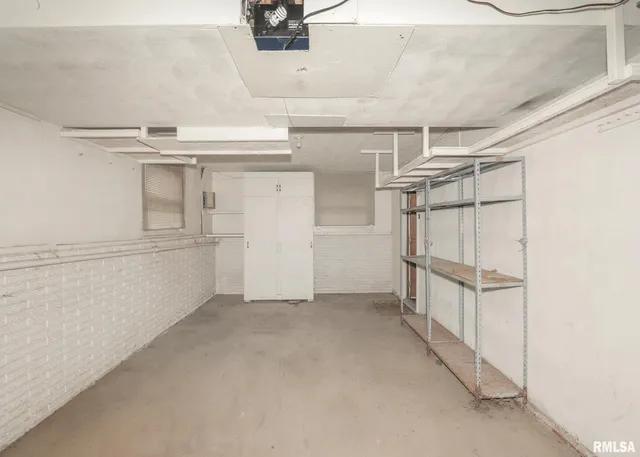 $224,000 | 512 West 16th Avenue, Coal Valley, IL 61240