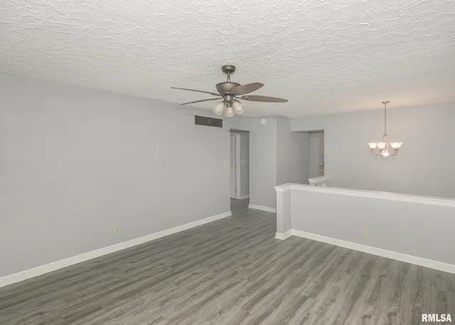 $224,000 | 512 West 16th Avenue, Coal Valley, IL 61240