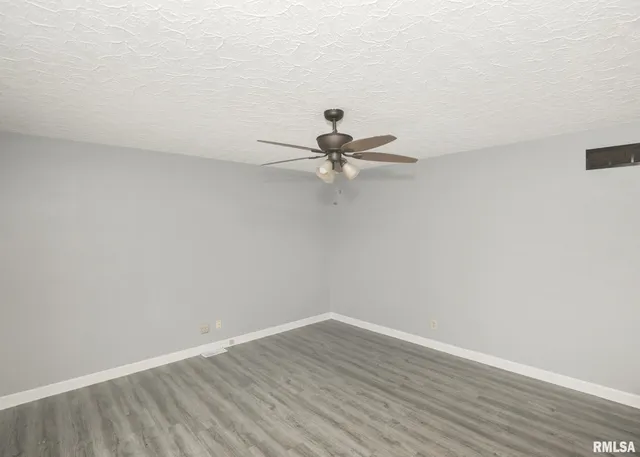 $224,000 | 512 West 16th Avenue, Coal Valley, IL 61240