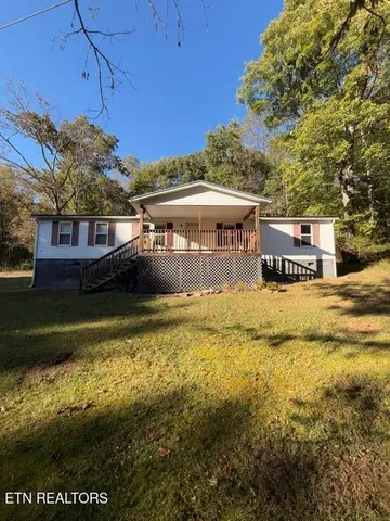 $184,900 | 739 Dry Branch Road, Ewing, VA 24248