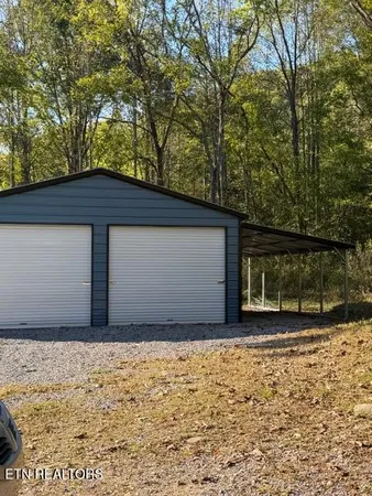 $184,900 | 739 Dry Branch Road, Ewing, VA 24248