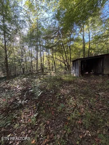 $184,900 | 739 Dry Branch Road, Ewing, VA 24248