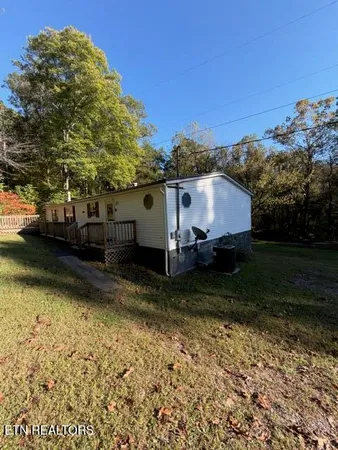 $184,900 | 739 Dry Branch Road, Ewing, VA 24248