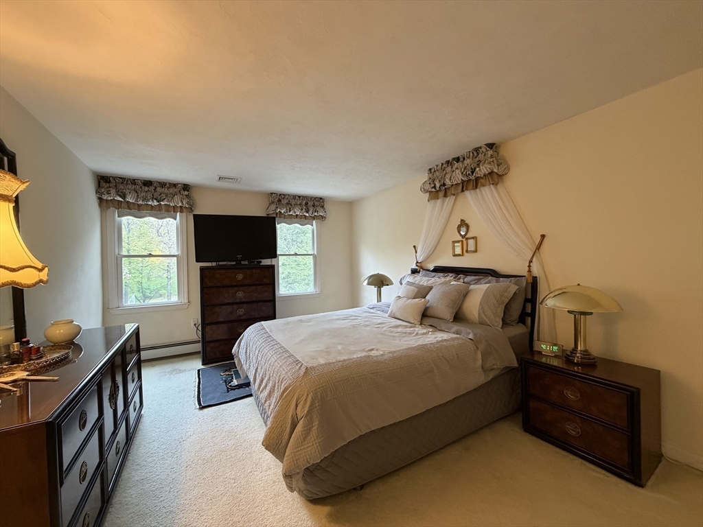 21 Woodridge Road Milford, MA 01757 - Photo 34 of 37