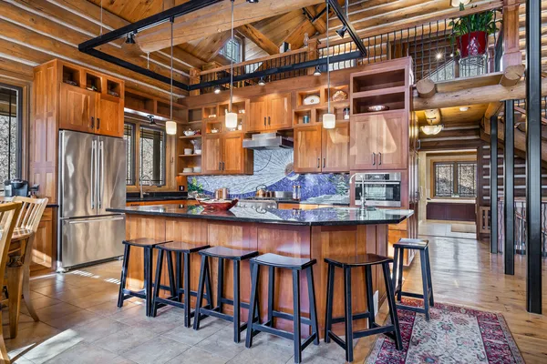 $1,200,000 | 8706 State 44 Union, Hokah, MN 55941