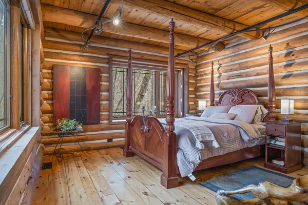 $1,200,000 | 8706 State 44 Union, Hokah, MN 55941