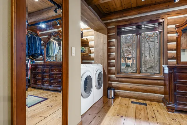 $1,200,000 | 8706 State 44 Union, Hokah, MN 55941