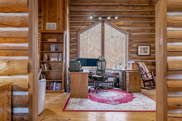 $1,200,000 | 8706 State 44 Union, Hokah, MN 55941