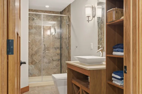 $1,200,000 | 8706 State 44 Union, Hokah, MN 55941