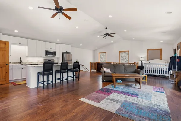 $1,200,000 | 8706 State 44 Union, Hokah, MN 55941