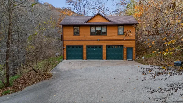 $1,200,000 | 8706 State 44 Union, Hokah, MN 55941