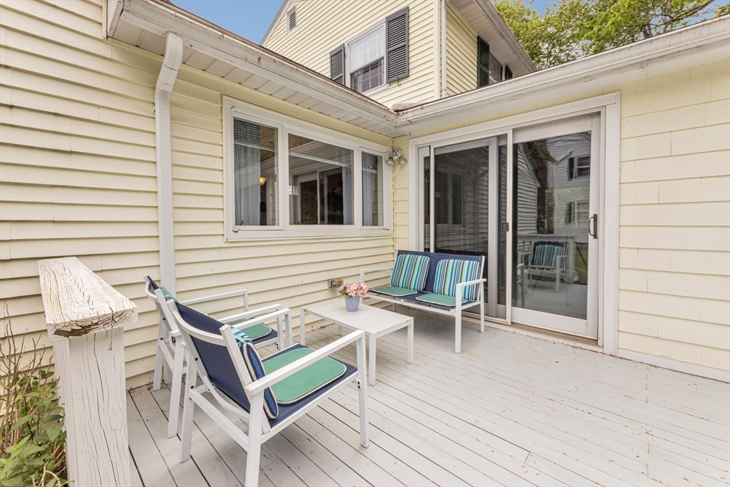 4 Old Wood Road Framingham, MA 01701 - Photo 29 of 39