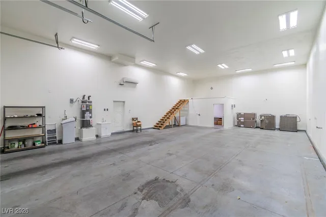 $3,500 | 4615 East St Louis Avenue, Las Vegas, NV 89104