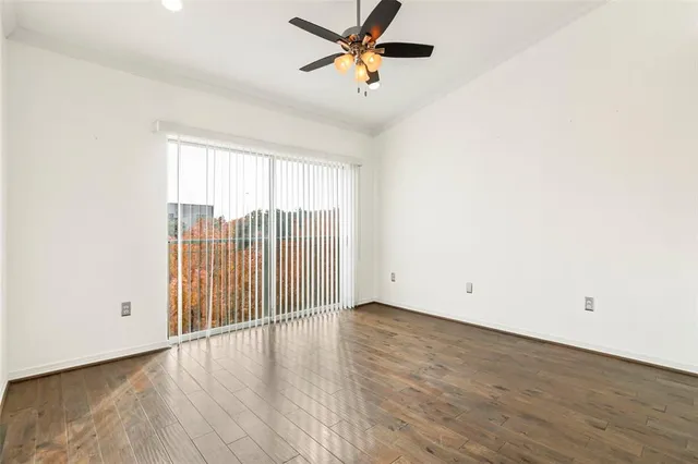 $224,900 | 330 Las Colinas Boulevard East, Unit 422, Irving, TX 75039